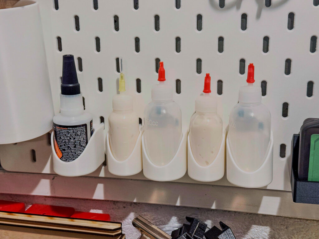 IKEA Skadis Halterung für kleine Fläschchen